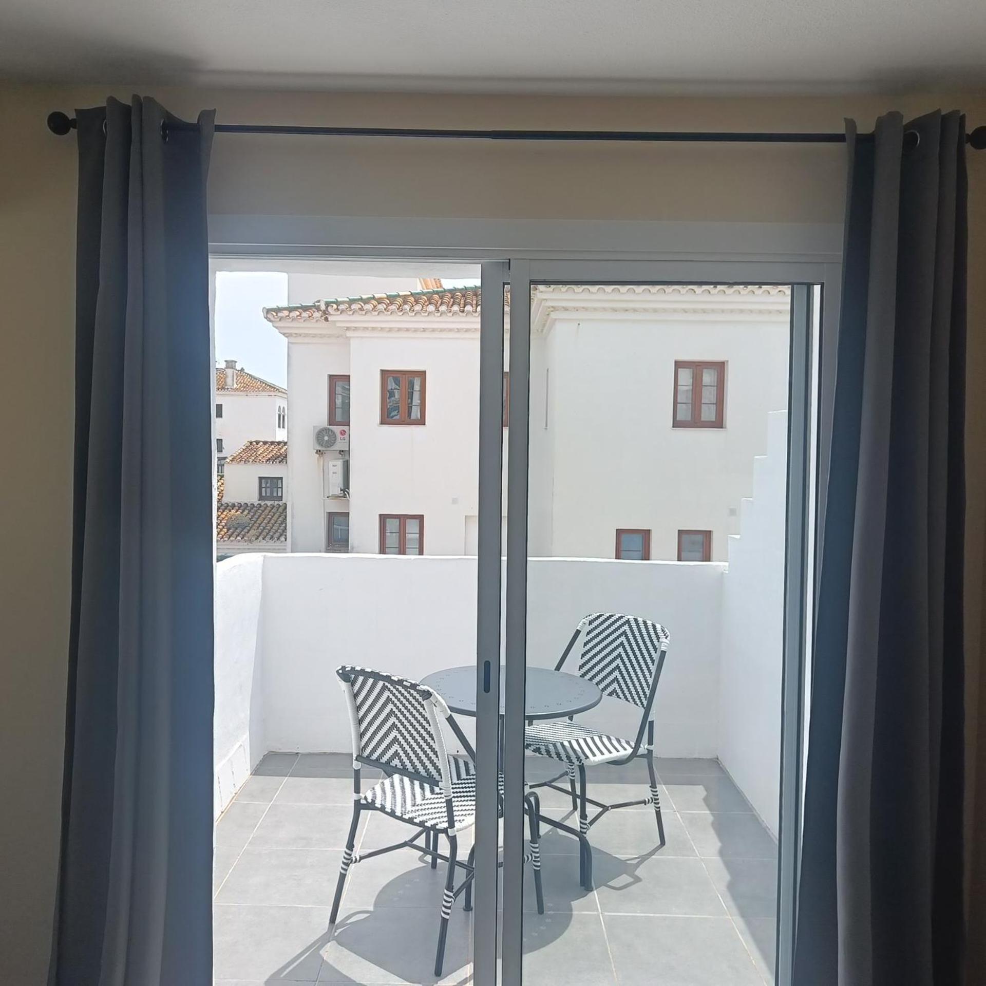 Duquesa Harbour Club Aparthotel Manilva Kültér fotó